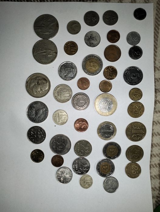 Монети різних країн