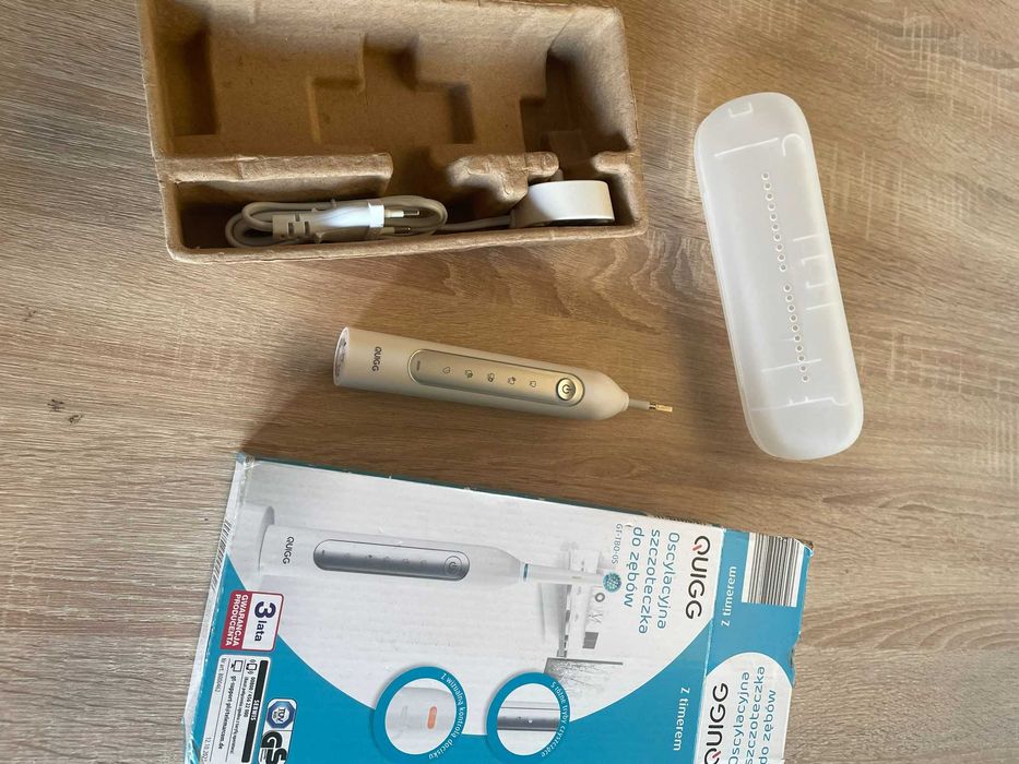 Elektryczna szczoteczka do zębów - oscylacyjna