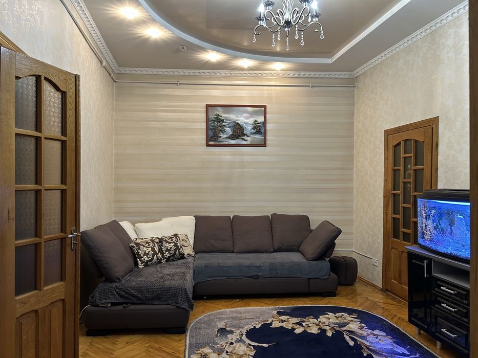 4-ох кімн квартира , центр міста