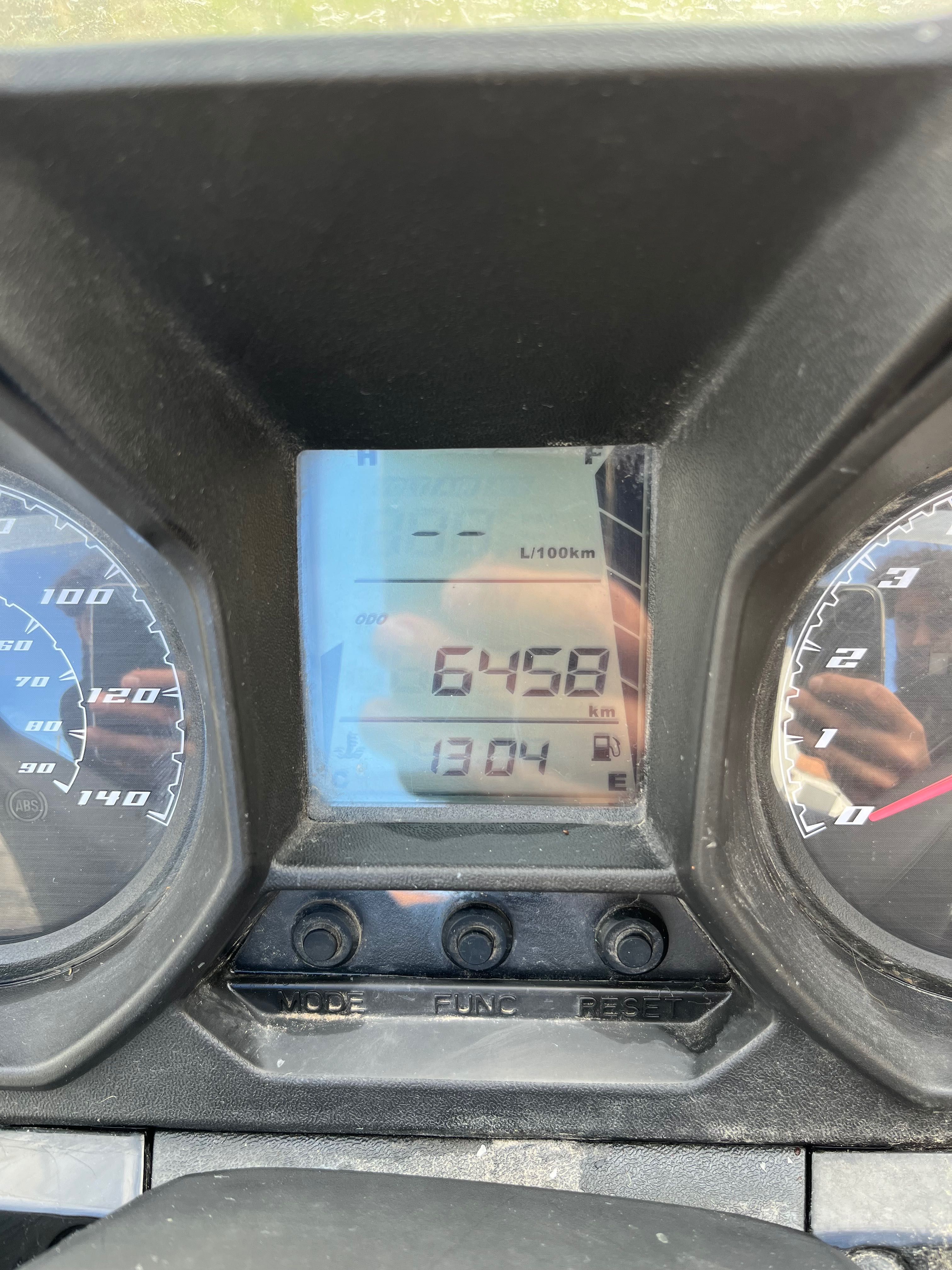 Vendo Moto Kynco SuperDink 125cc  com apenas 6.458kms