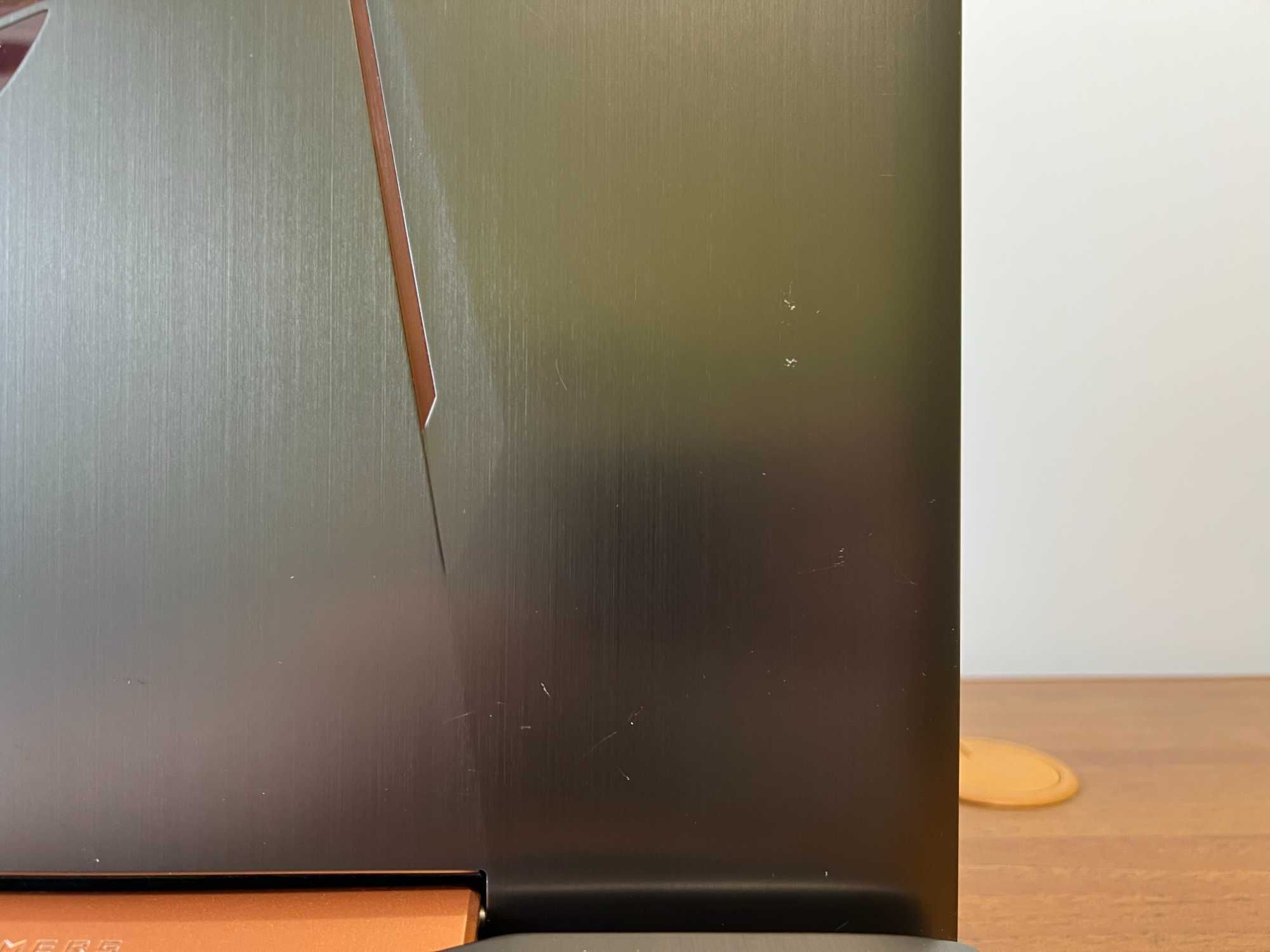 Asus ROG G752VS. Intel Core i7, GeForce GTX 1070, Ram 16Gb, SSD 512Gb