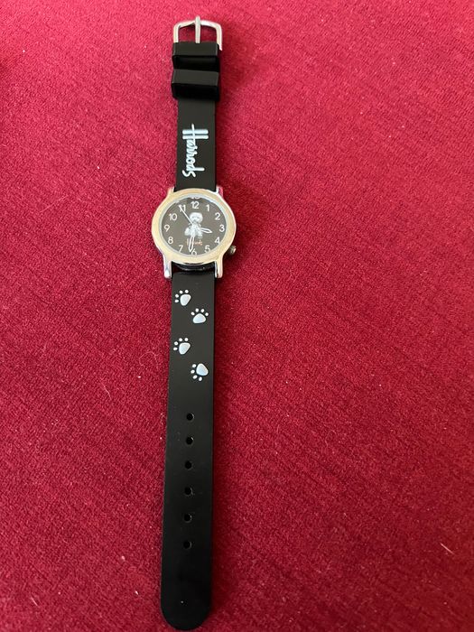 Relógio preto Cão