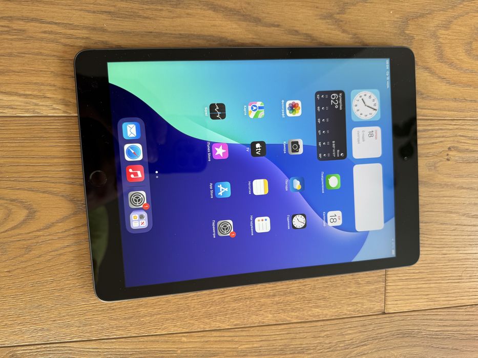 Apple ipad 8 Wifi LTE 32gb MDM Space Grey сірий Чорний