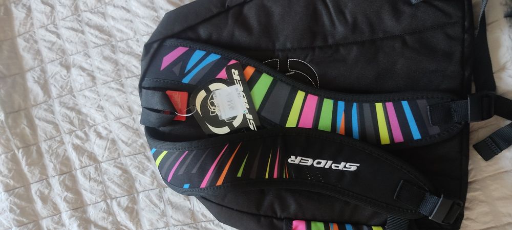 Mochila escolar criança