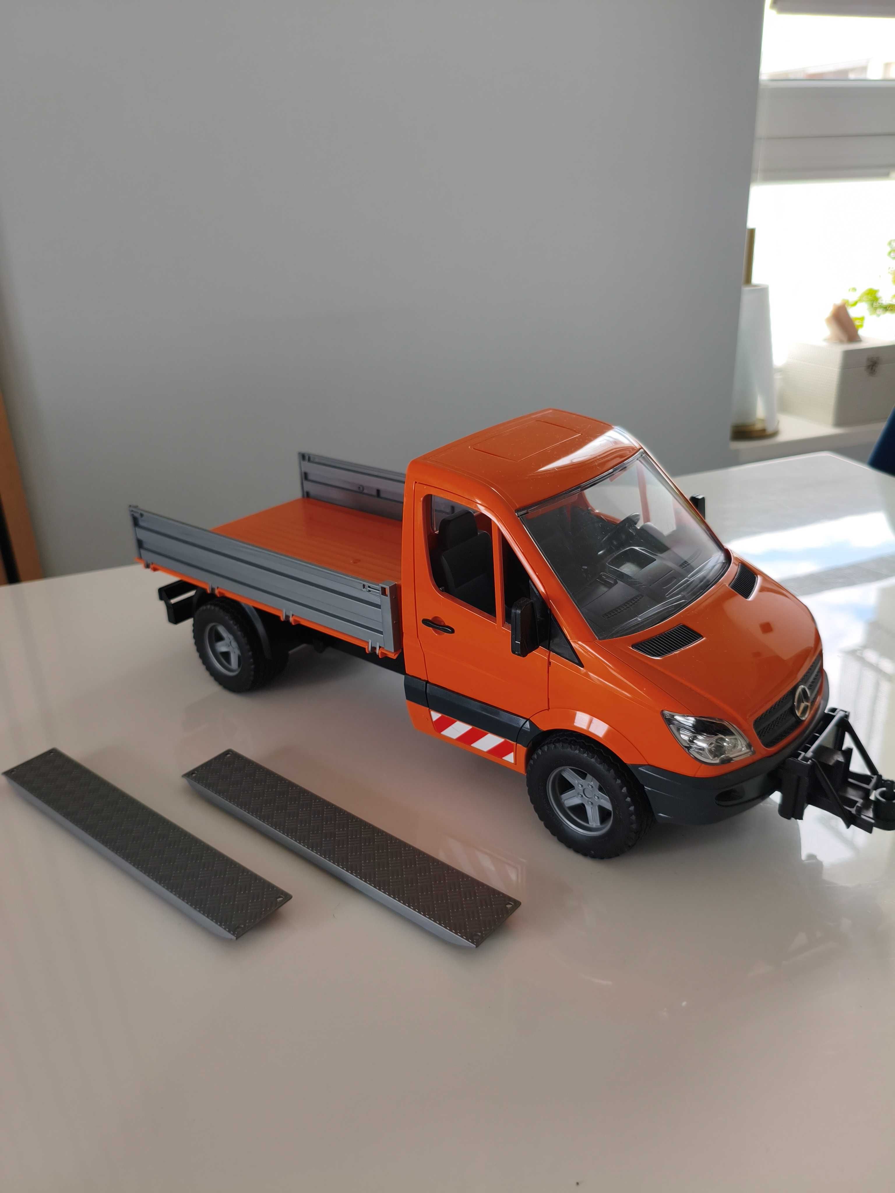BRUDER Mercedes Sprinter 02537