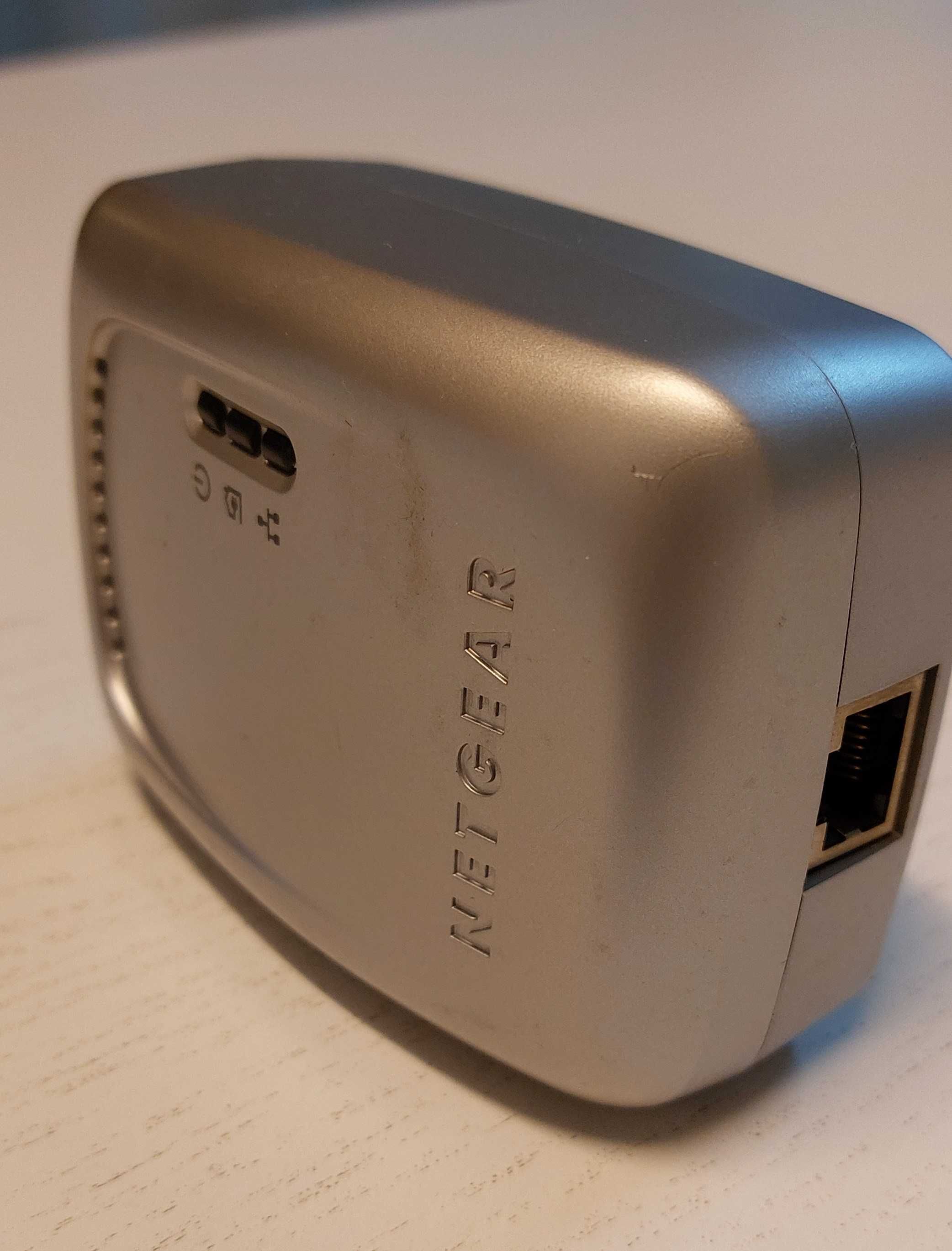 Netgear Wall-Plugged Ethernet Bridge XE102