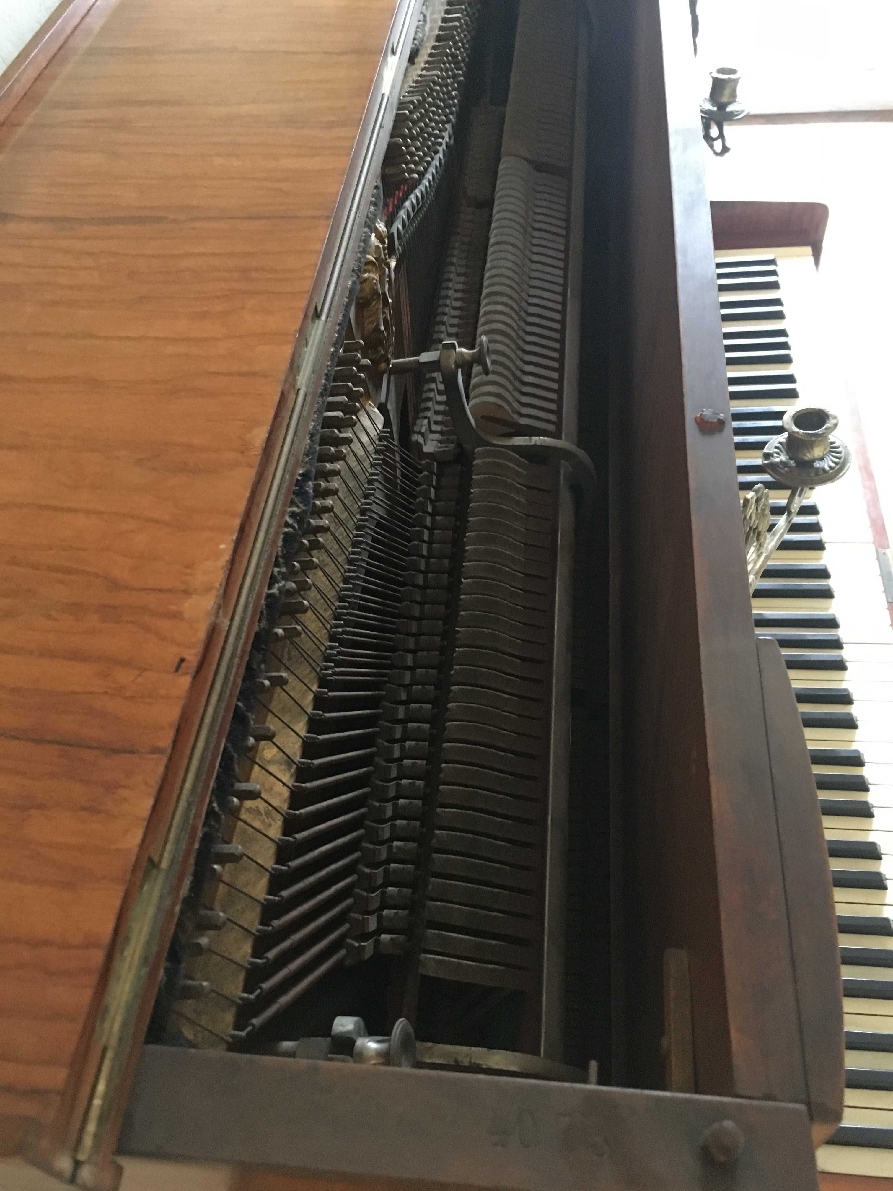 Pianino FRICKE Legnitz Sonator DRP