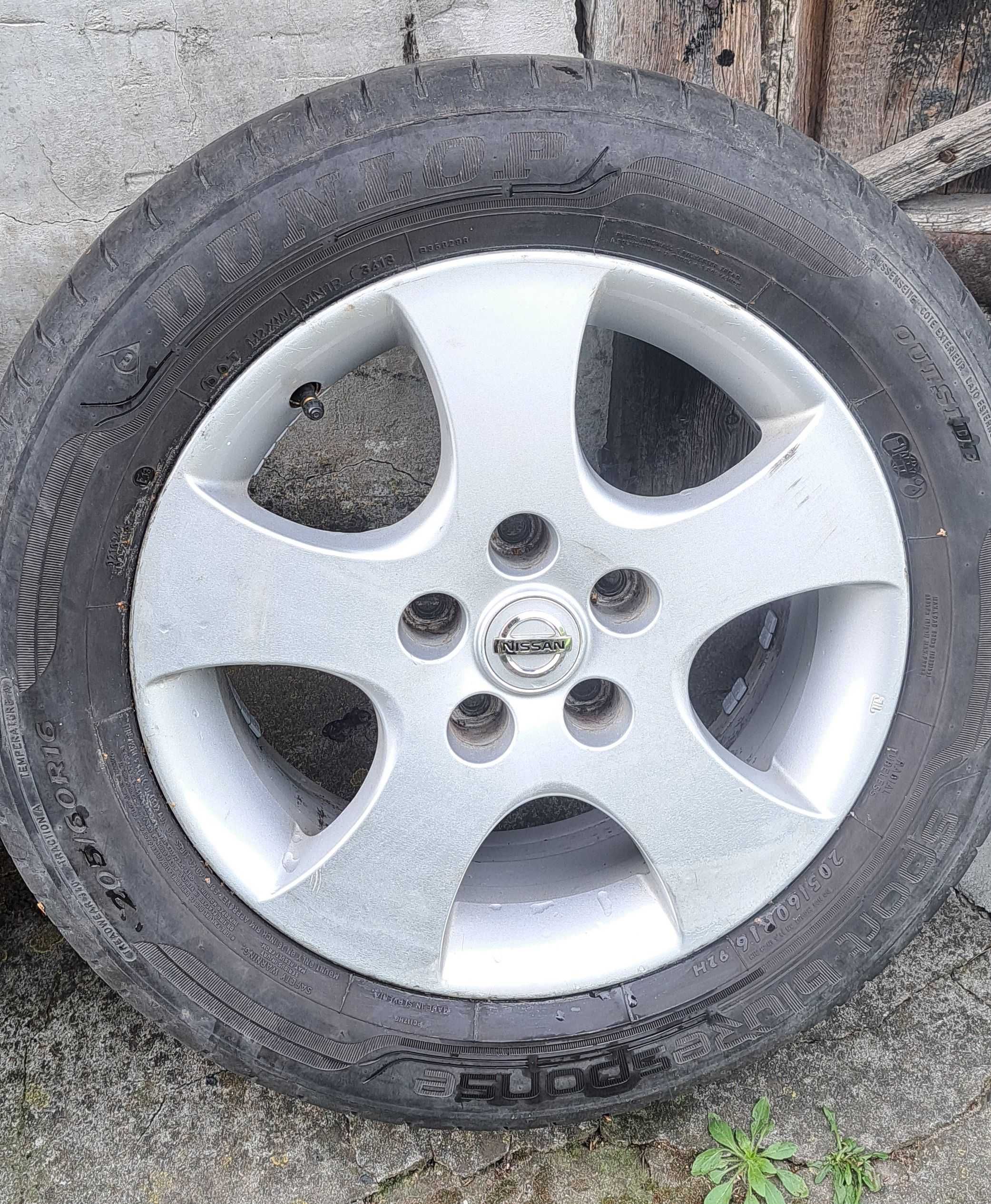 Felgi aluminiowe R16 do Nissana z oponami letnimi DUNLOP 205/60 R16