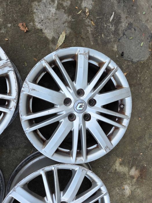 renault dacia nissan komplet felg alufelgi 7jx17 et49