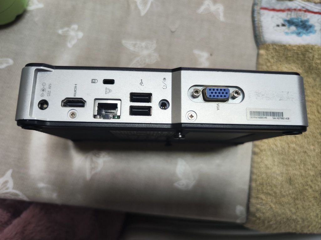 Intel Nuc DE3815TYKE