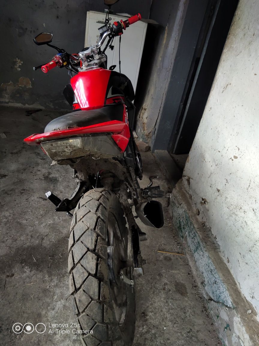 Срочно Продам  Spark sp200 r28