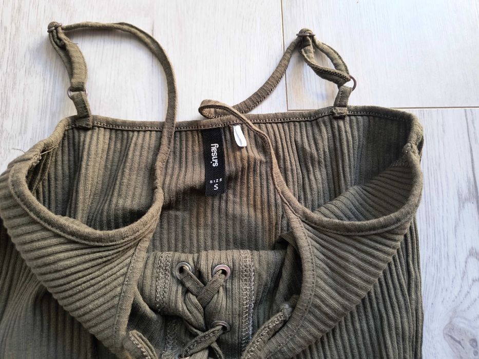 Bluzka na ramiączkach