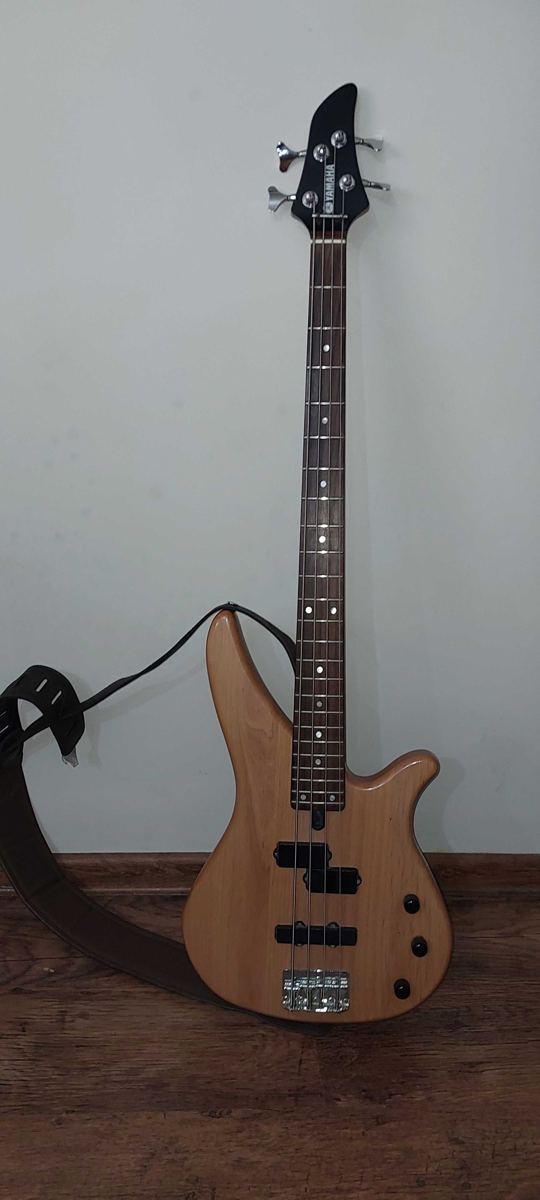 Gitara basowa Yamaha RBX270J