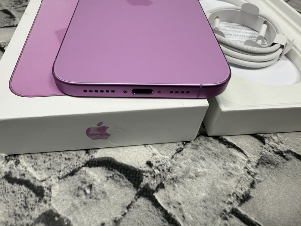 New Iphone 16 Plus 128gb neverlock Pink Global 880$