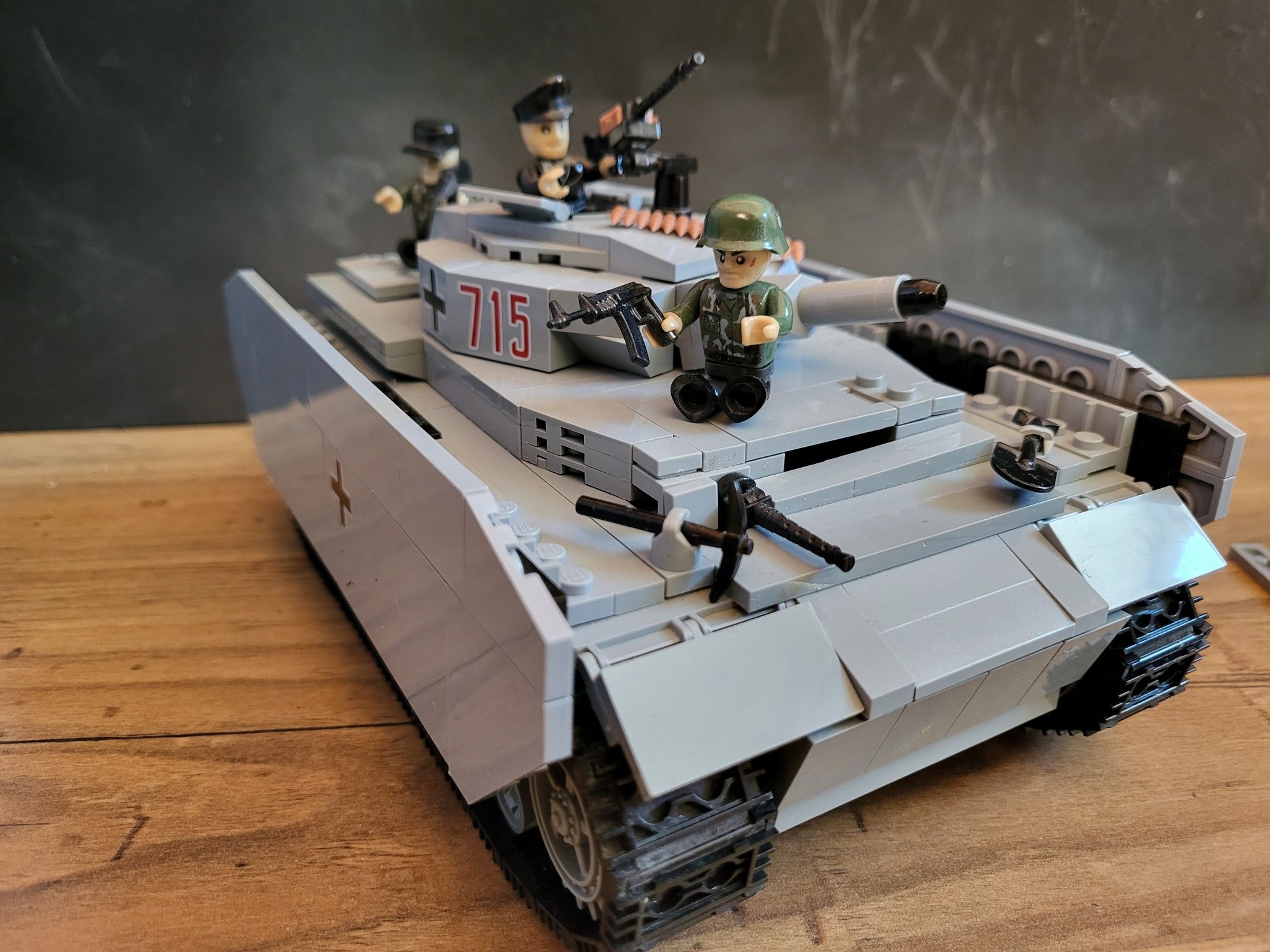 Czołg Cobi Panzer IV Ausf F1/G/H 3 in 1 WW2 Small Army