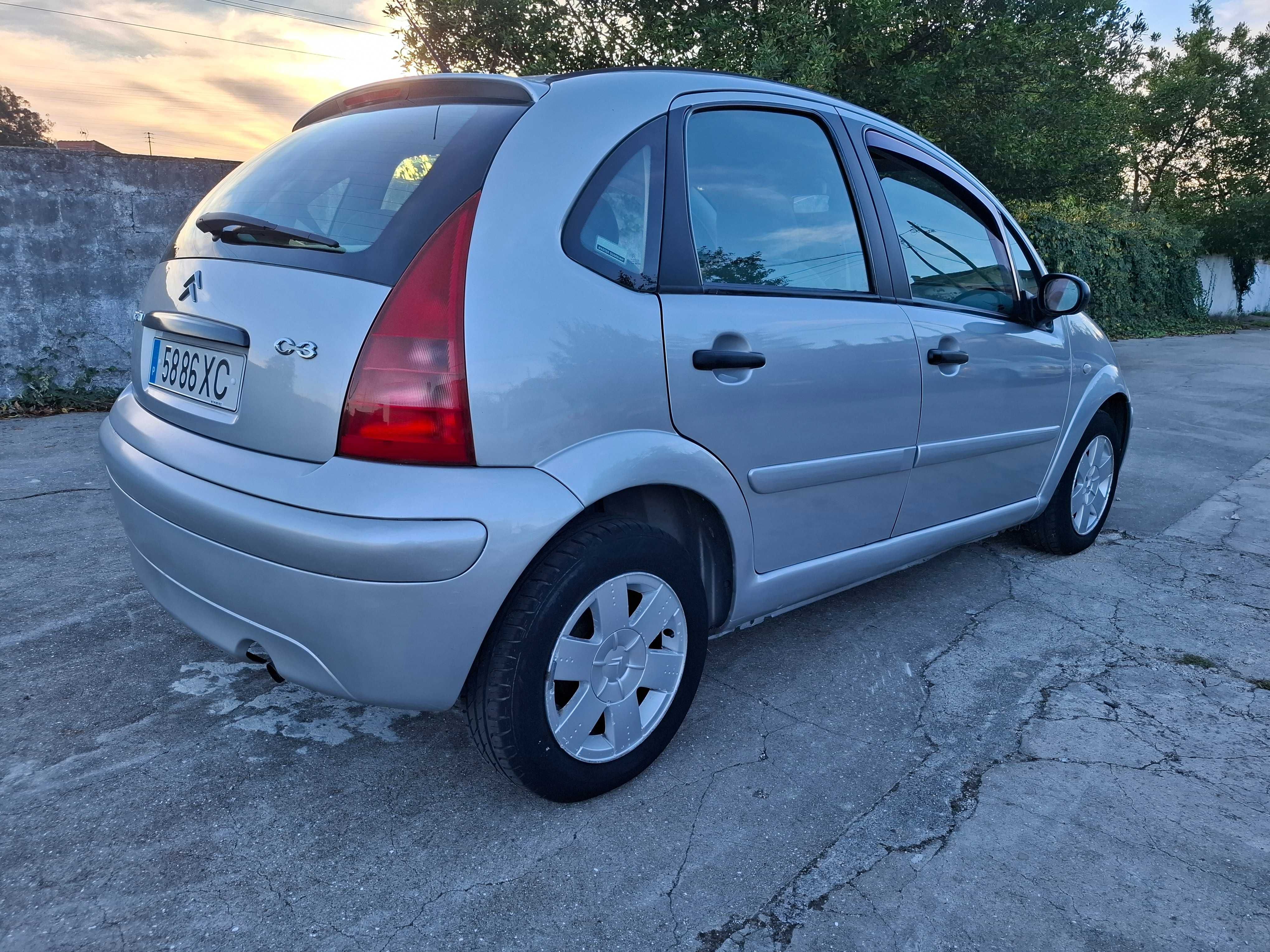 Citroên C 3 1.1 SX PACK apenas 155mil kms A/C