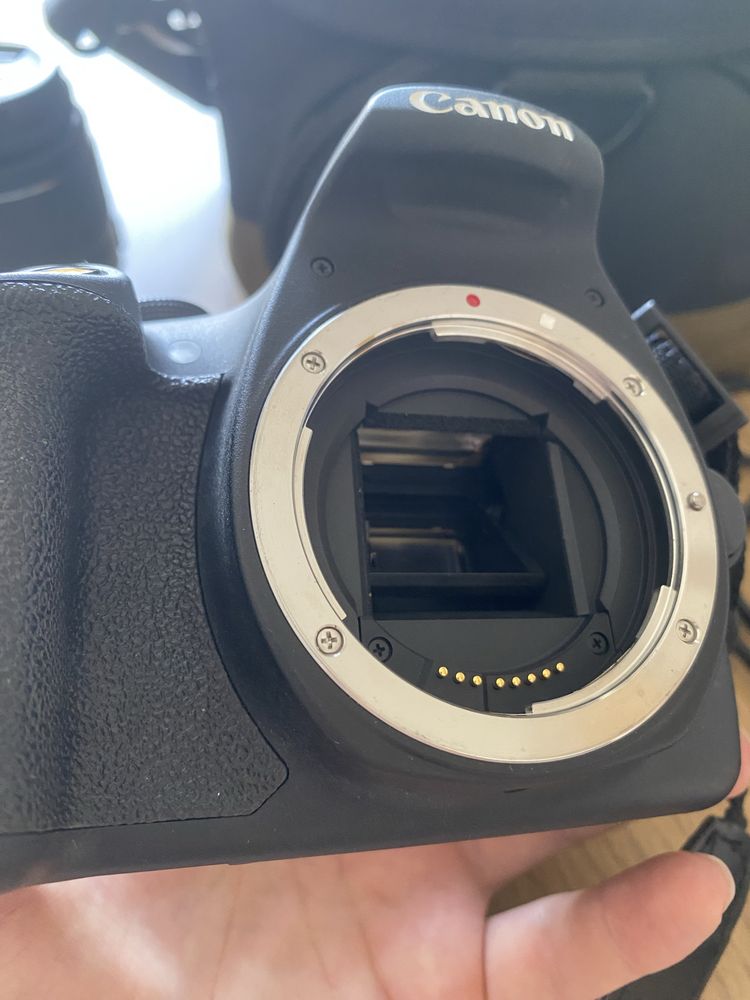 Canon 1200D com bolsa