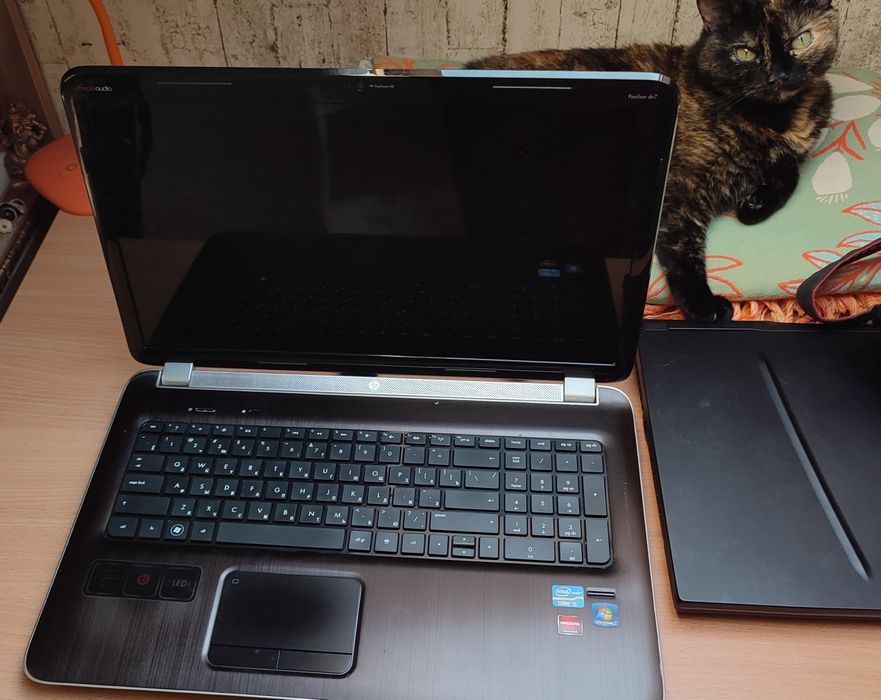 Ноутбук HP Pavilion dv7