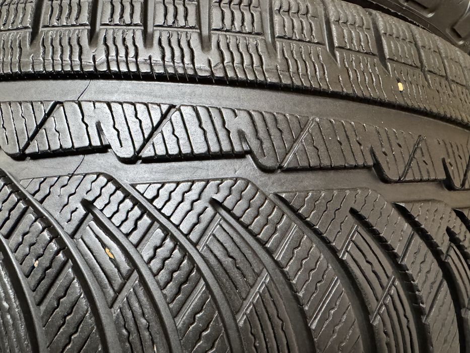 235/55/18- Michelin. Зимові шини з Німеччини