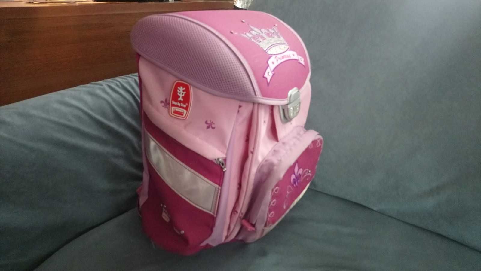 Plecak marki HAMA dla dziewczynki klasa I-III