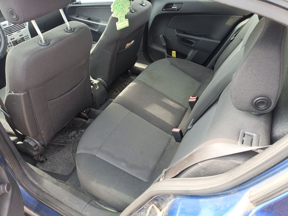 Opel Astra 1.4 Benzyna 2009r Klimatyzacja Aktualne Opłaty