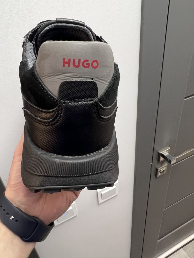 Hugo Boss 50510228 Нові ОРИГІНАЛ 42 - 42.5 р.