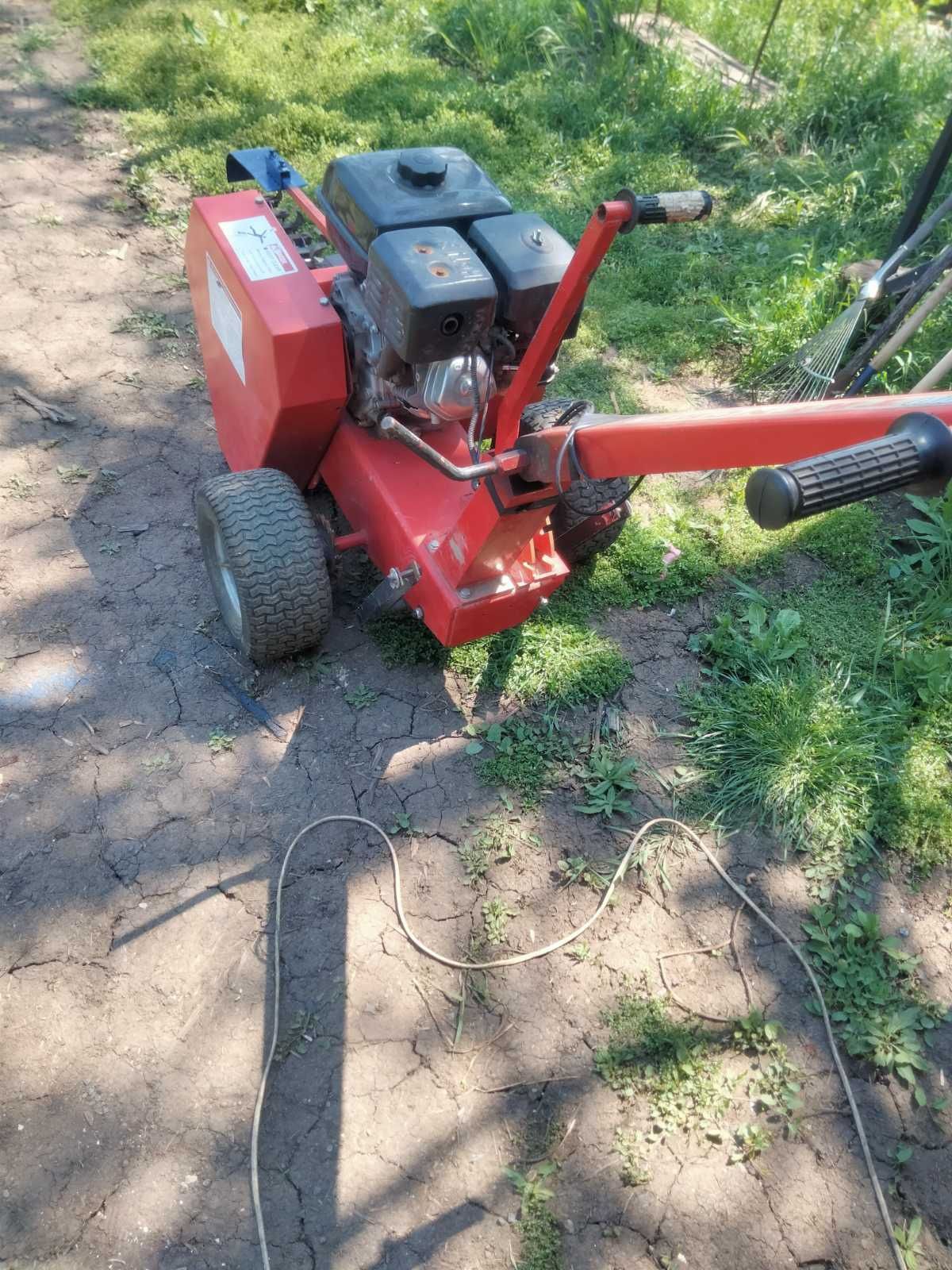 Продам треншеєкопач