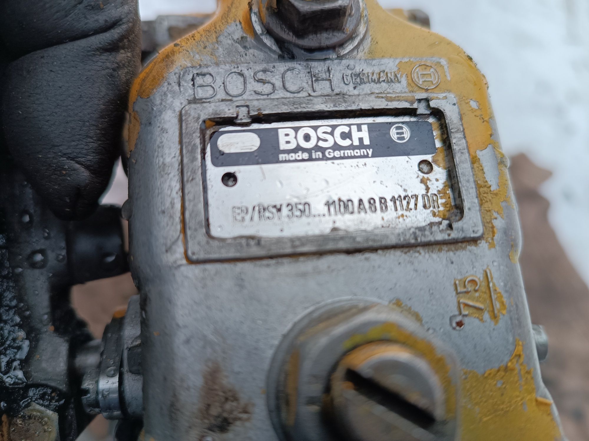 Pompa wtryskowa Bosch ładowarka kołowa Hanomag MF 66c