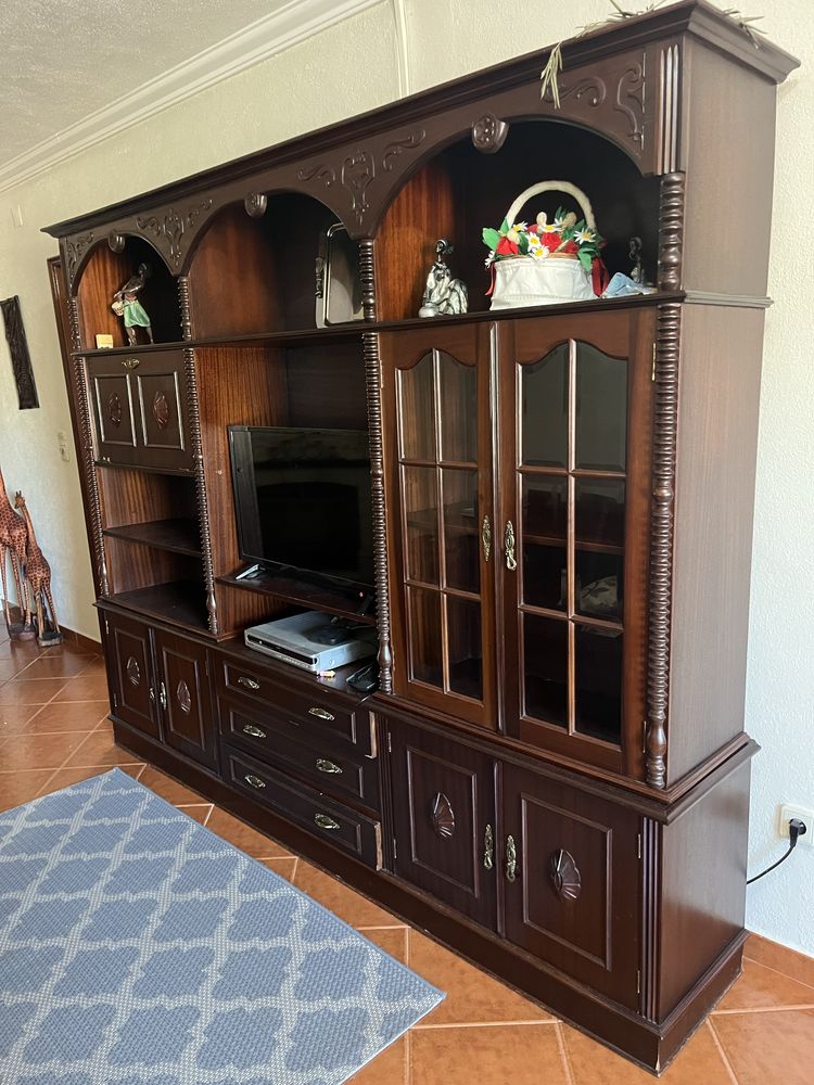 Móvel de sala antigo