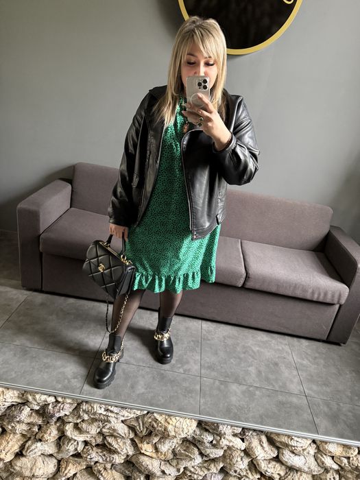 Стильна і легка сукня