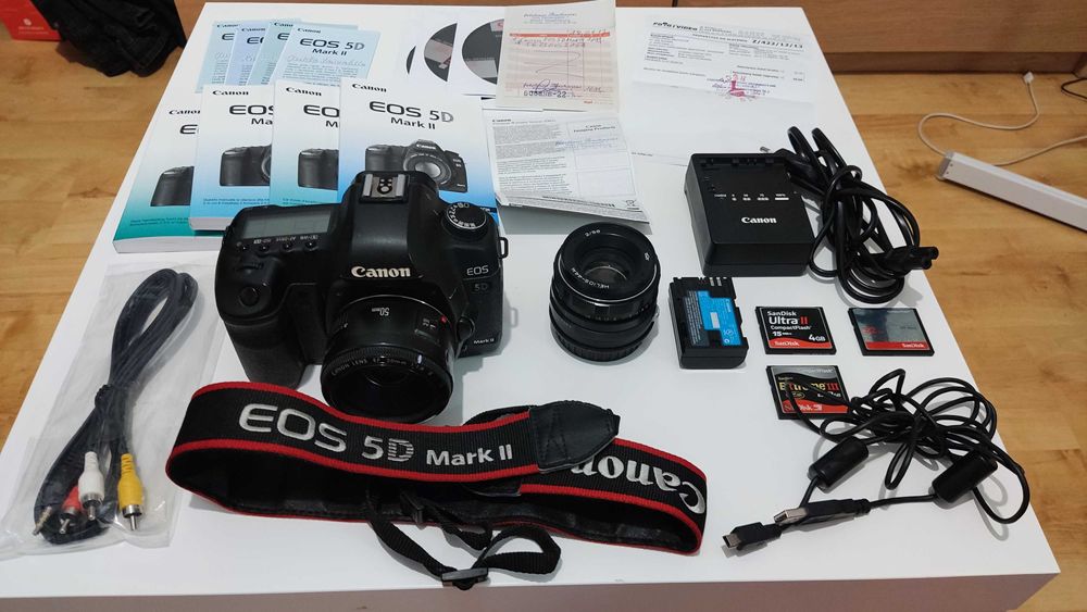 Canon 5D Mark II + Canon 50 mm 1.8 II, torba. obiektyw