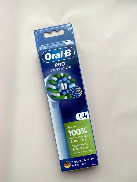 Насадки Oral-B Frozen Spider Man дитячі та дрослі