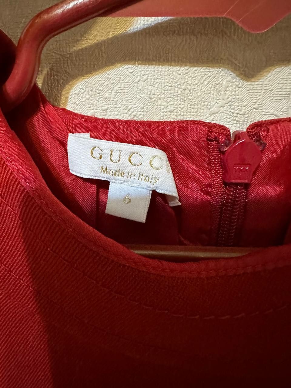 Червоне  плаття для дівчинки GUCCI оригінал розмір 6