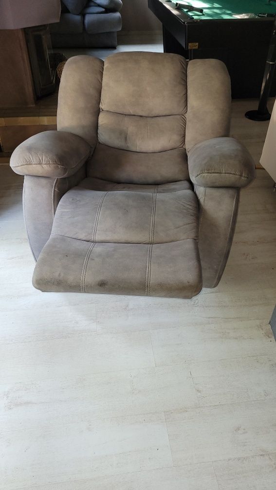 Sofa i 2 fotele z funkcją relax
