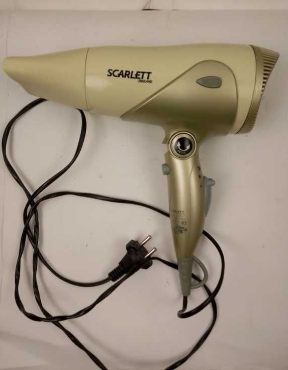 Фен Scarlett model SC-075