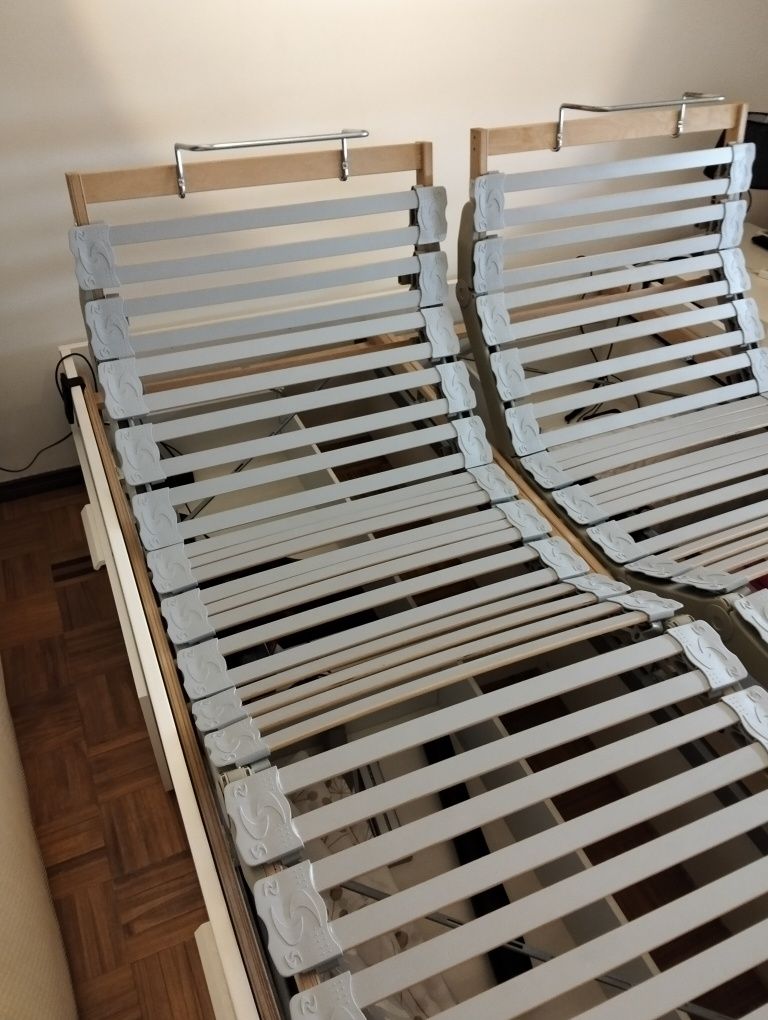 Cama articulada elétrica IKEA com arrumação