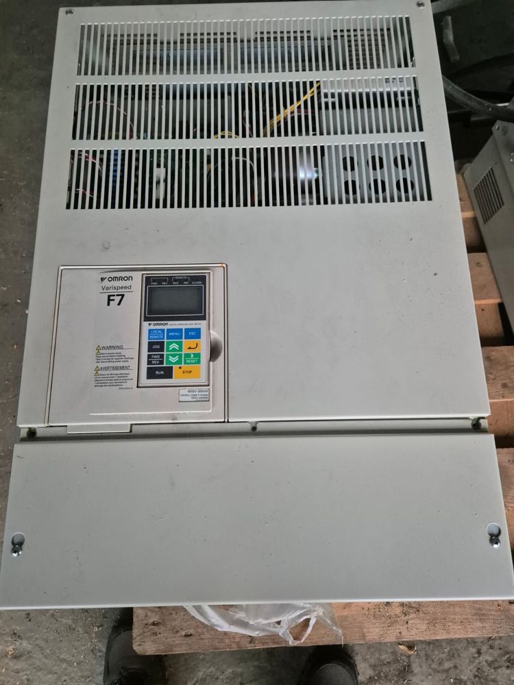 Falownik 90 kW OMRON F7