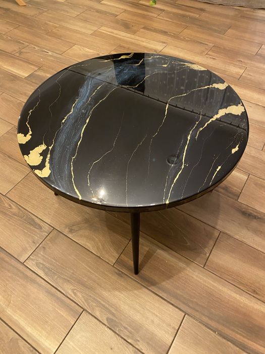 Zestaw stolik i zegar