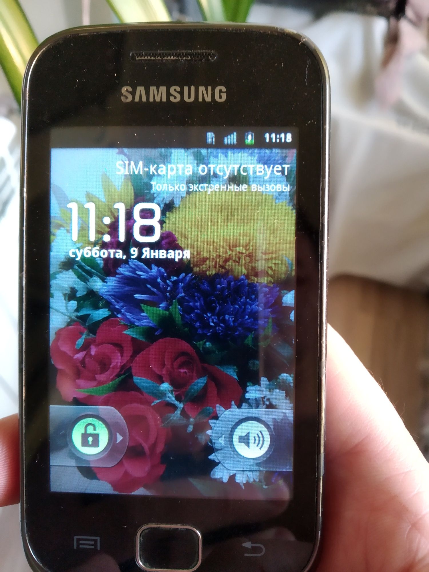 Продам смартфон Samsung Galaxy gio GT-S5660