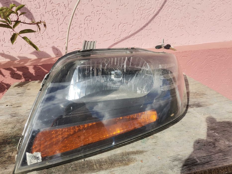 Фара ліва Авео Т200 рестайл (короткий поворотник)