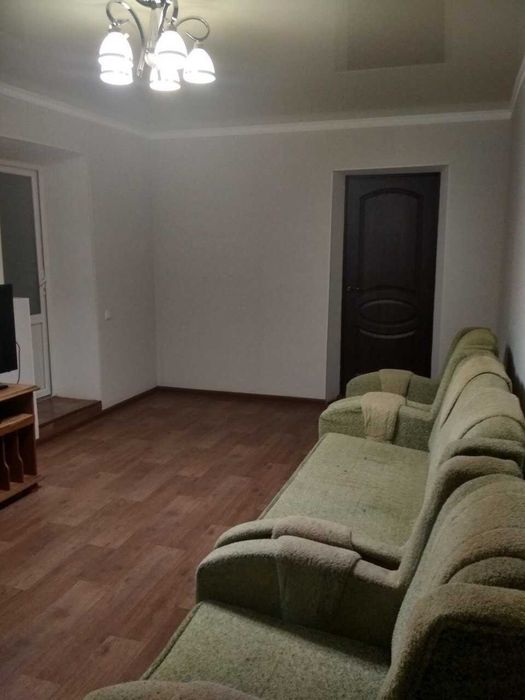 (5)   Продам будинок на Старому Місті 1122