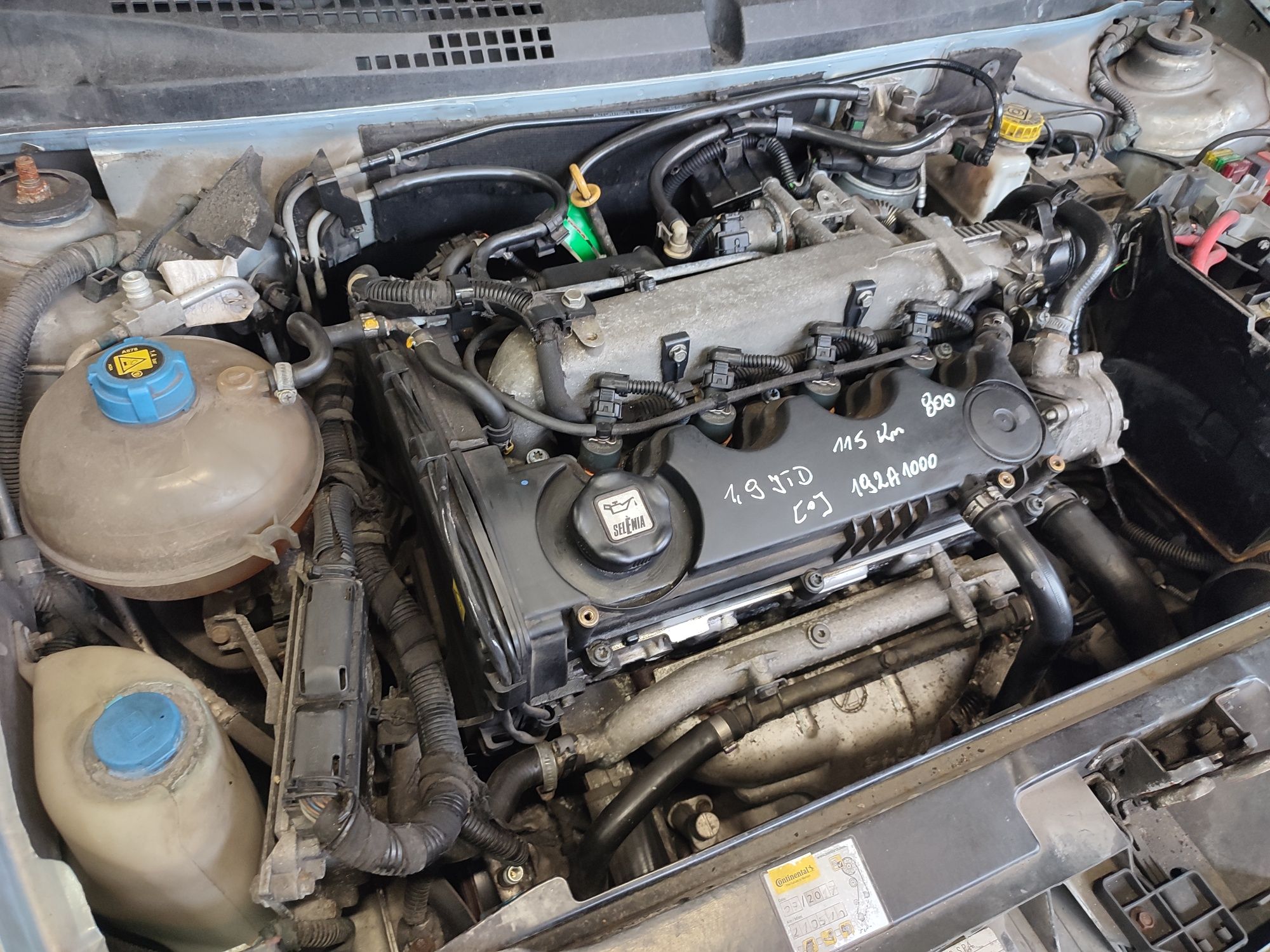 Fiat Stilo Alfa  Romeo 147  silnik 1.9 JTD 115km 192A1000