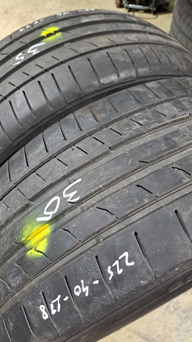 Pneus 225/40/18 continental