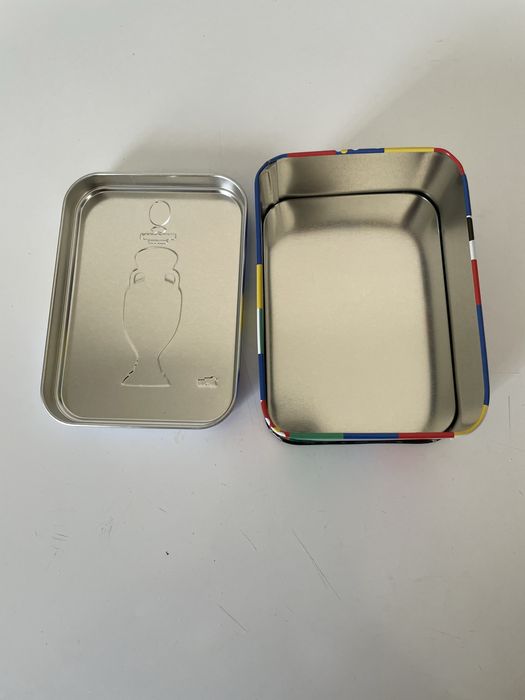 Caixa metalica Euro 2024