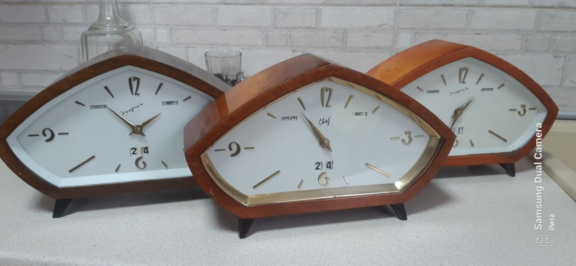 Настольные часы ссср свет энергия 1963г 100% рабочее состояние