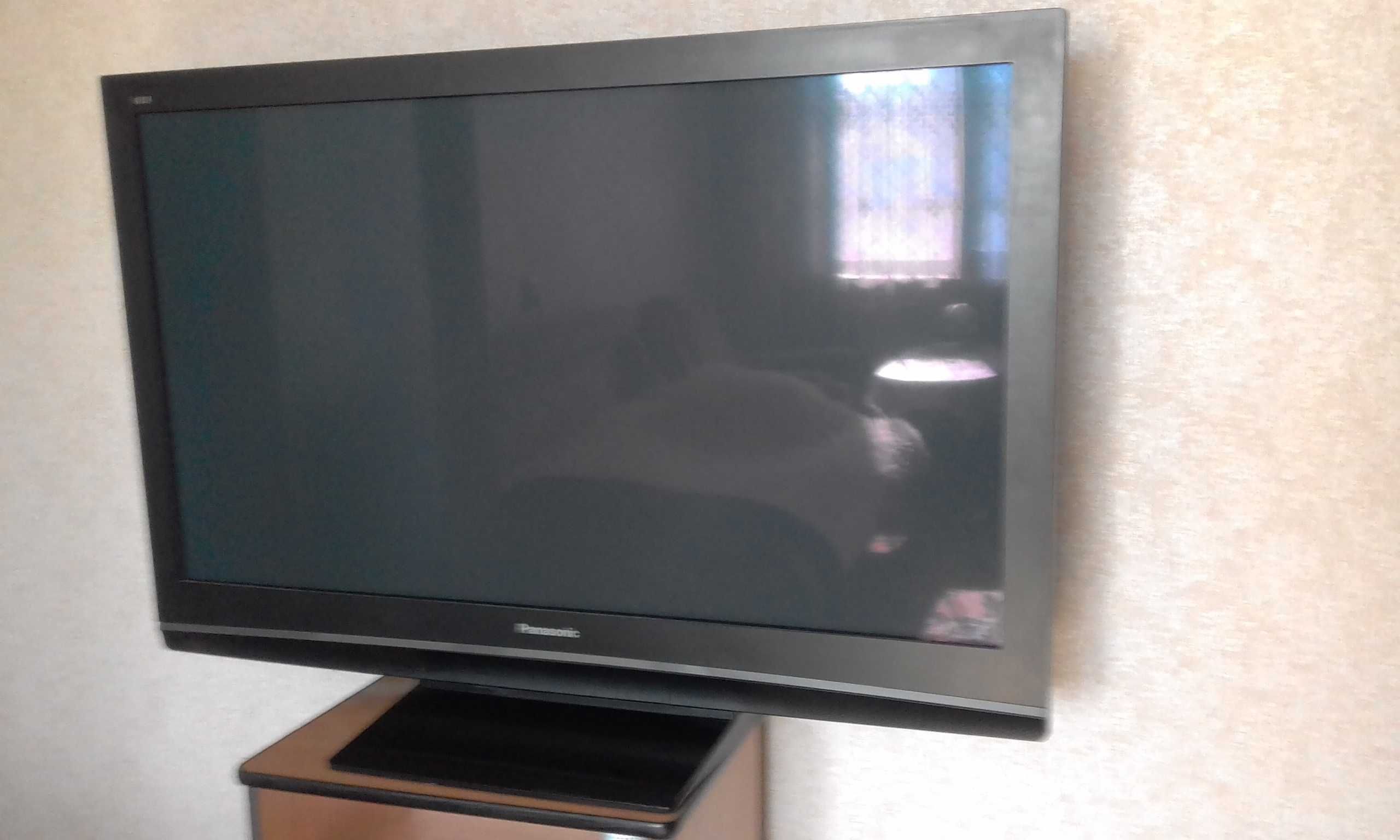 Плазменный телевизор, Panasonic TH-R50PV8, 50 дюймов.