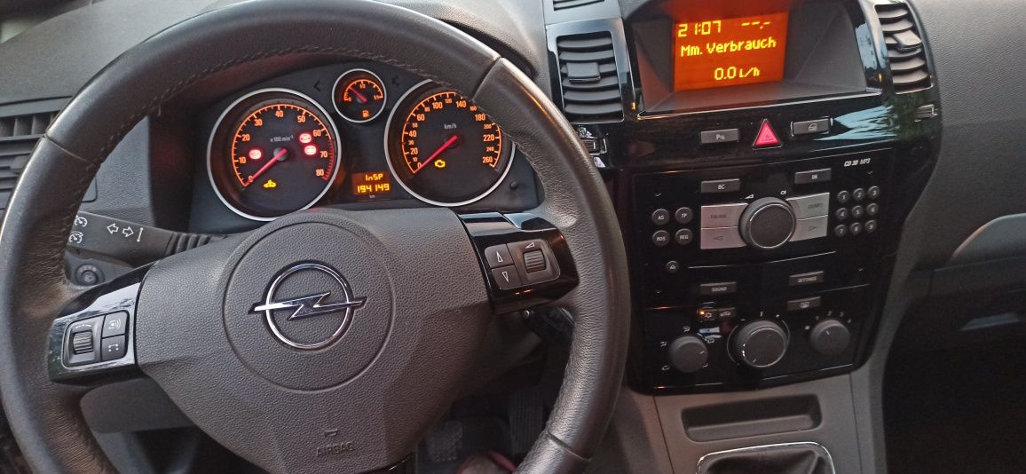 Opel Zafira 1.6 Benz 7 osobowa z Niemiec