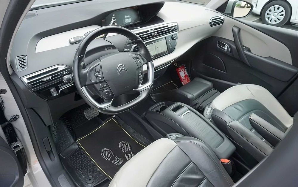 Citroen C4      2017