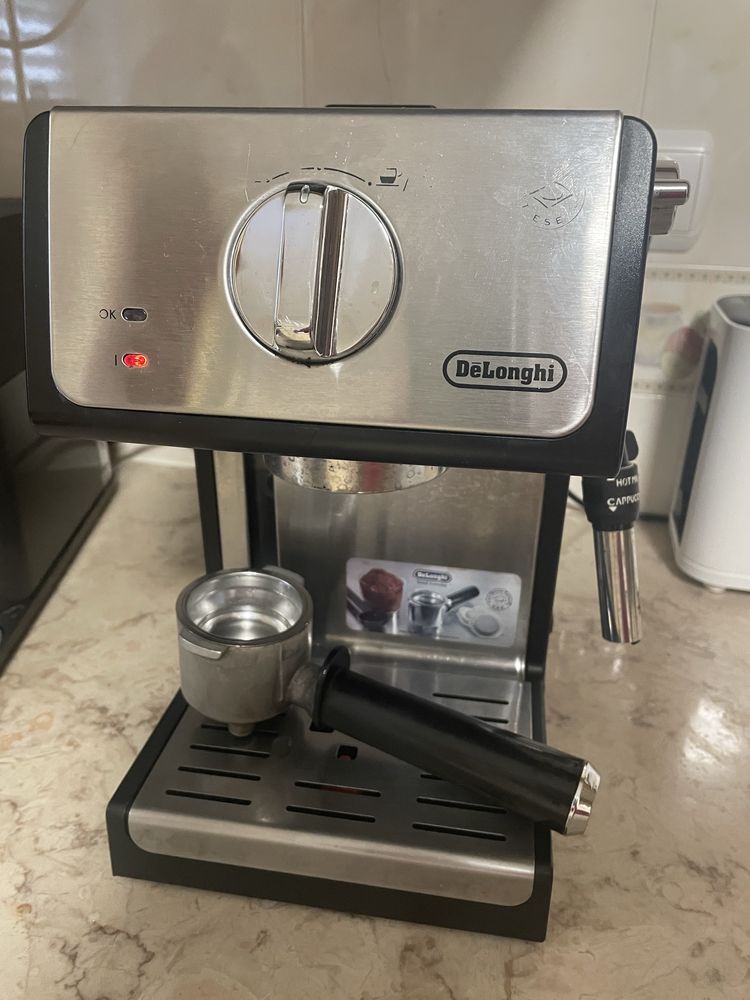 Maquina de cafe Delongui