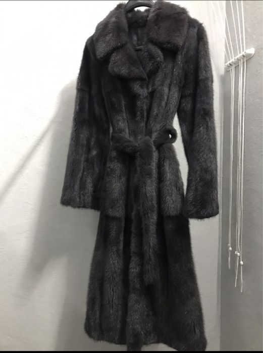 Норковая шуба графитового цвета. Классика.